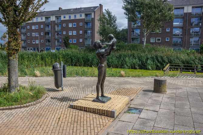 Zandvoort -  Vrouw met kind