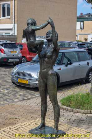 Zandvoort - Vrouw met kind