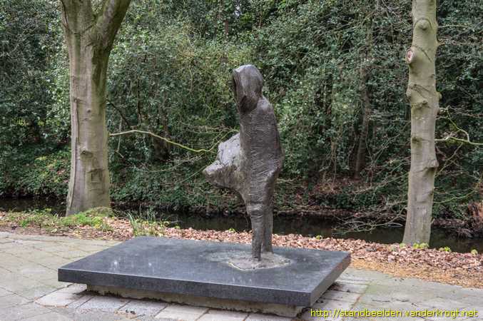 Almelo -  Paddestoelenzoekster