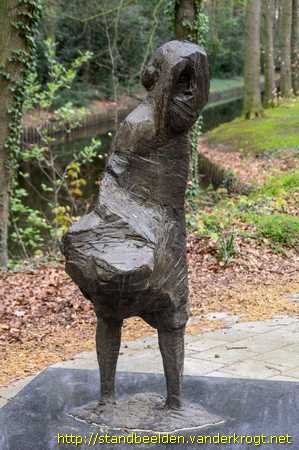 Almelo -  Paddestoelenzoekster