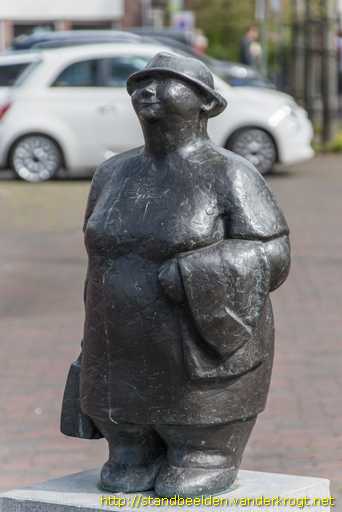 Olst -  Het winkelende vrouwtje