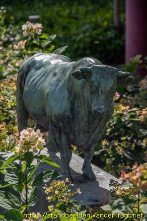 Steenwijkerwold -  De stier