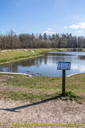 Baarn -  Kostuums in het bos