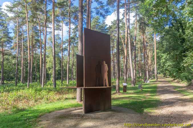 Leusden -  Schuilplaatsverlenersmonument