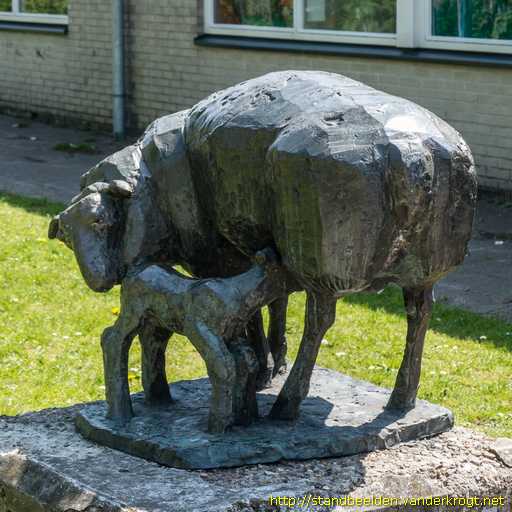 Utrecht -  Schaap met lam