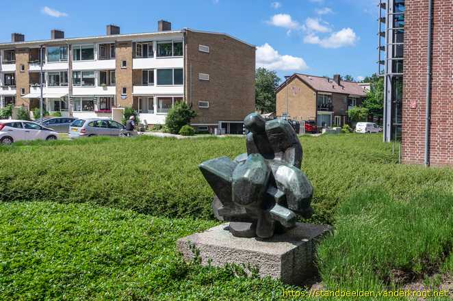 Woerden -  Man met kruiwagen