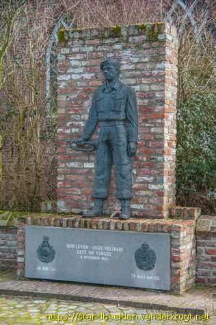 Serooskerke -  Bevrijdingsmonument