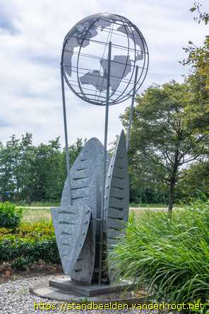 Hazerswoude-Dorp - Wereldbol