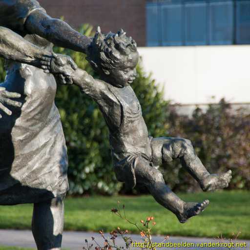 Barendrecht -  Ouders met spelend kind