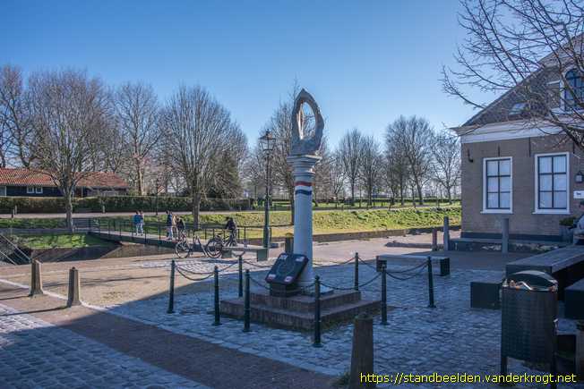 Brielle -  Vrijheidsbeeld 'De Vlam'