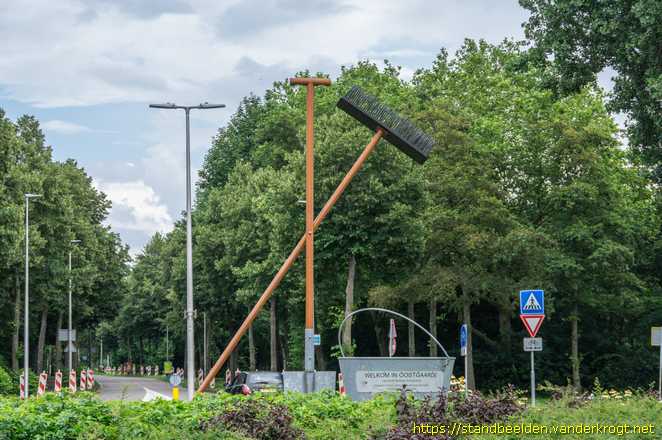 Capelle aan den IJssel -  Emmer en bezem