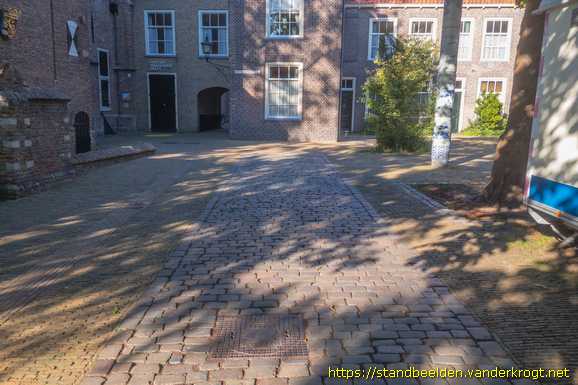 Delft -  Kroningsdeksel Willem-Alexander en Máxima