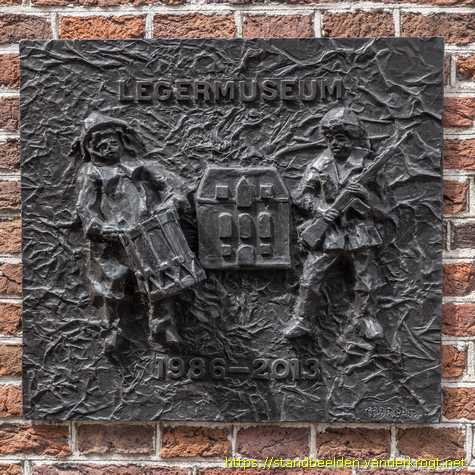 Delft -  Plaquette Legermuseum