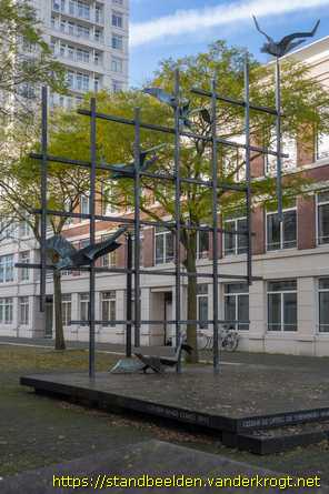 Den Haag -  Permanente Bevrijdingsdag <i>of</i> Irenemonument