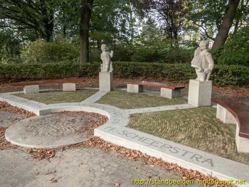 Den Haag -  Ot en Sien (Jan Ligthart [& H. Scheepstra] monument)