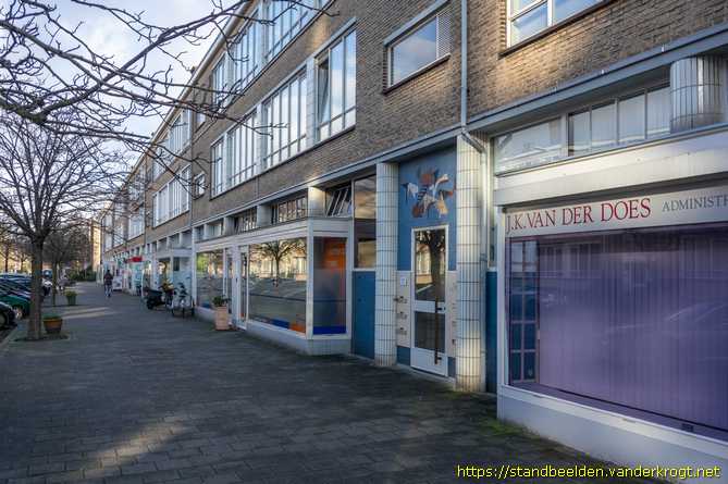 Den Haag -  Tegeltableaus diermotieven