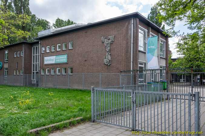 Dordrecht -  Spelende en lerende kinderen