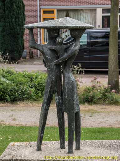 Boven-Hardinxveld -  Familie onder dak