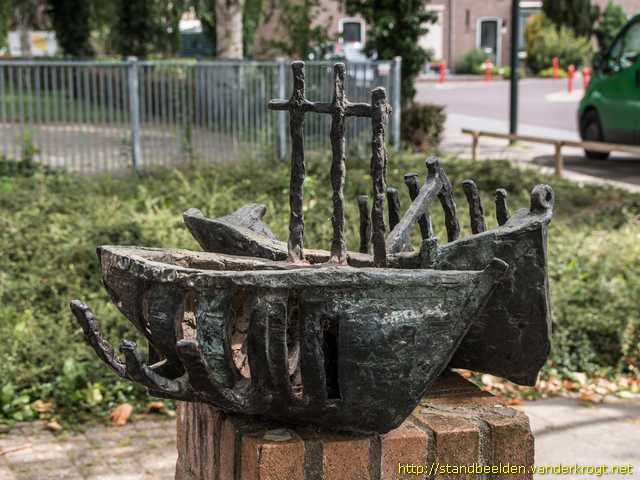 Boven-Hardinxveld -  Twee boten
