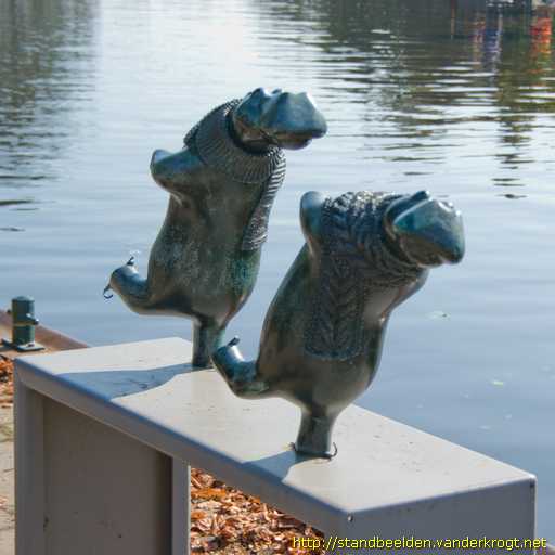 Bilderdam -  Schaatsende nijlpaarden <i>of</i> De Hardrijders