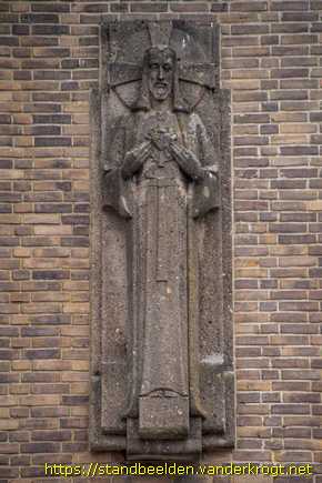 Leiden -  Twee Heilig Hartbeelden
