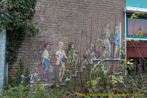 Leidschendam -  Naar school