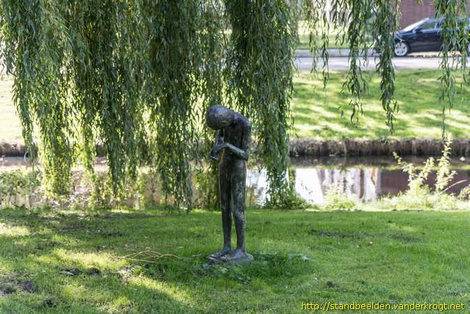 Voorburg -  Staande figuur