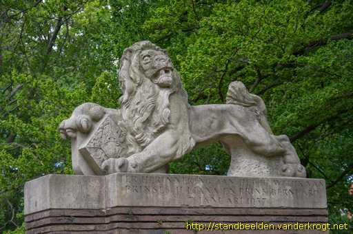 Voorburg -  Juliana en Bernhard Bank