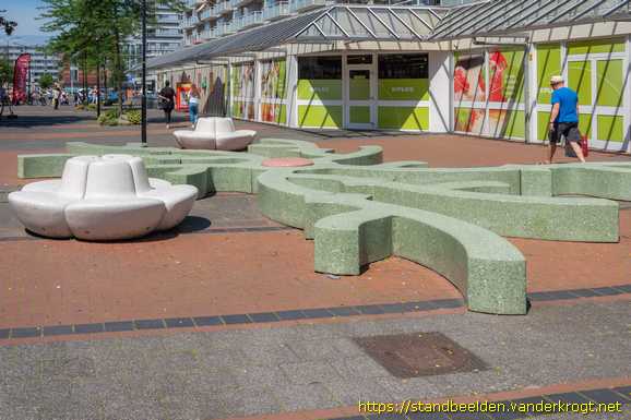 Leidschendam -  Kroningsdeksel Willem-Alexander en Máxima