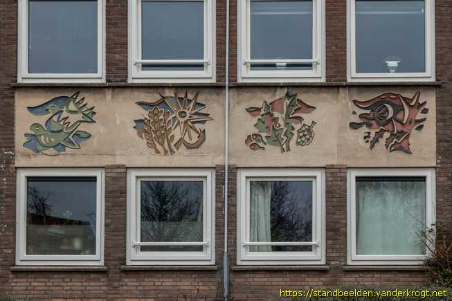 Voorburg -  Gevelversiering Vier seizoenen