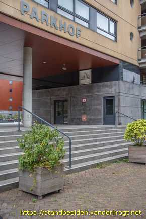 Maassluis -  Gevelsteen De Logger