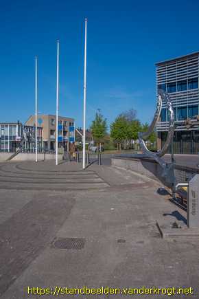 Nieuwerkerk aan den IJssel -  Ster en maan