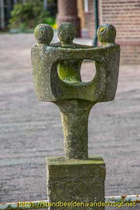 De Zilk - Drie zittende figuren