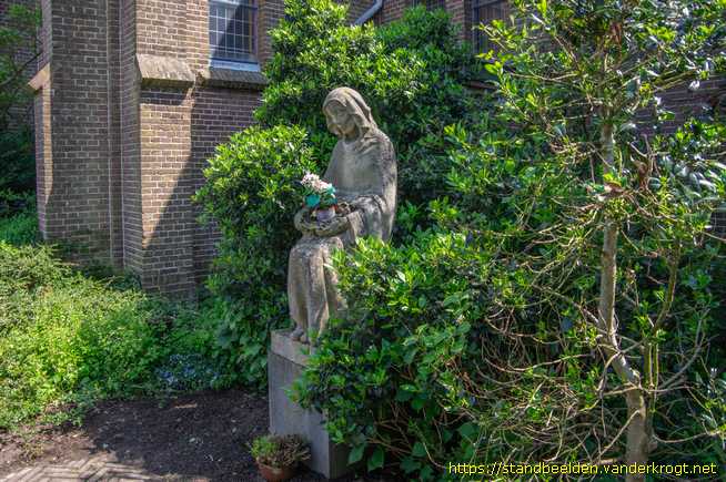 Noordwijkerhout -  Maria Magdalena met de doornenkroon