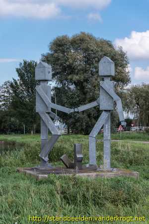 Ouderkerk aan den IJssel -  Twee figuren