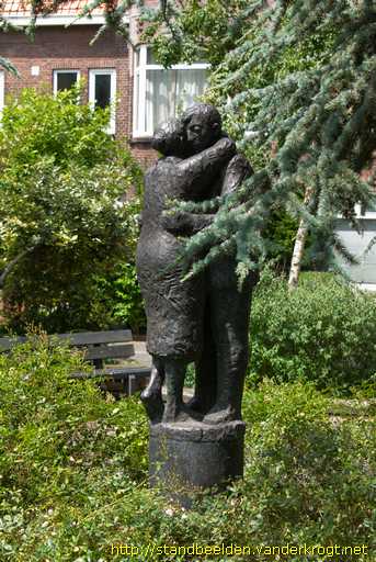 Rijswijk -  Omhelzing