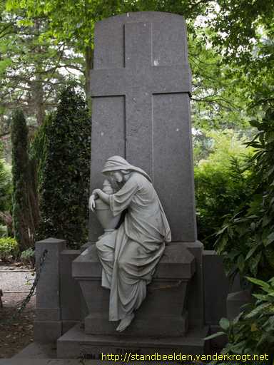 Rotterdam -  Grafmonument Dulfer