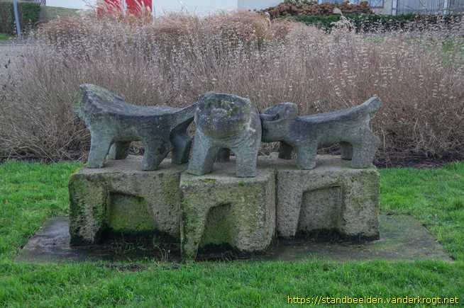 Hoek van Holland -  Hondjes