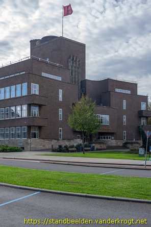 Rotterdam -  Arbeid, vervoer en wetenschap - Industrie en tropische landbouw