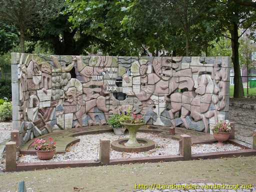 Voorhout -  Bijbelwand