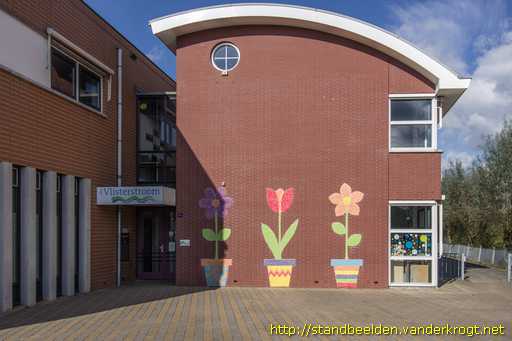 Haastrecht -  Bloempotten