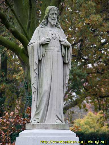 Wassenaar -  Heilig Hartbeeld