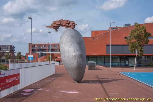 Zoetermeer -  De schelp van Oosterheem