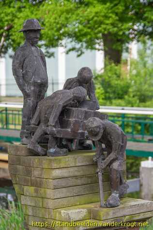 Eexterveenschekanaal - Veengraversgezin en Veenbaas
