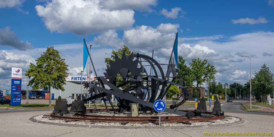 Hoogeveen - Much more matter than antimatter