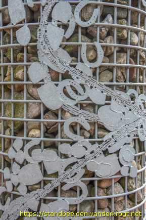 Beilen - Sporen in het bos