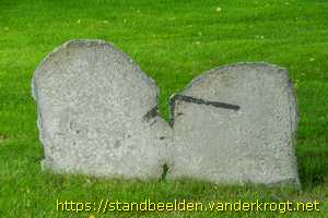 Nagele - Uit de klei getrokken