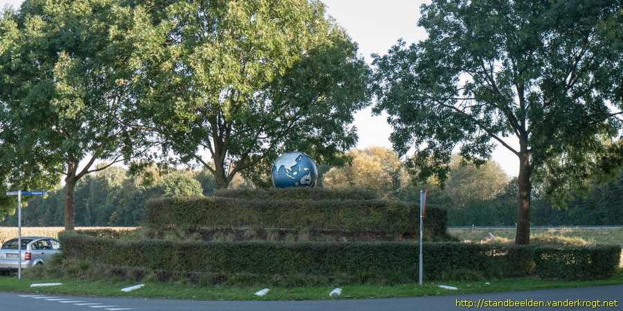 Dinxperlo - Wereldbol