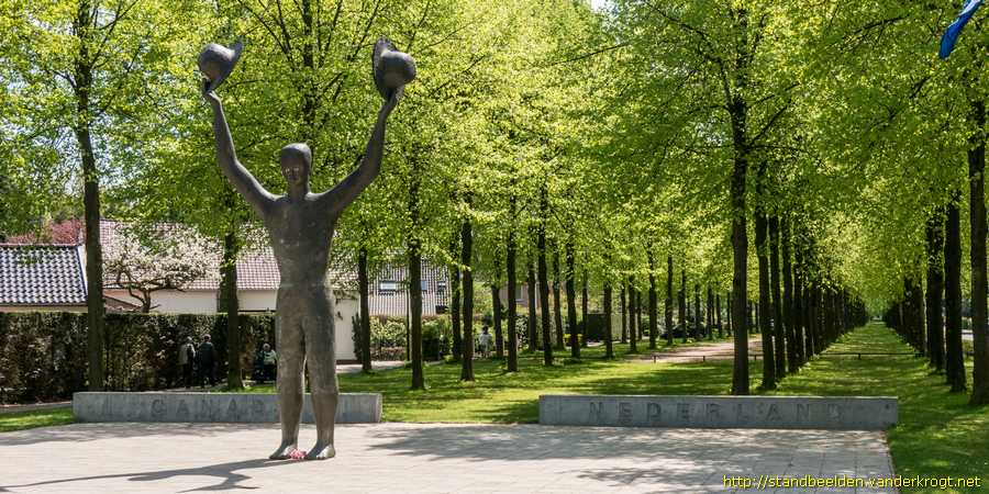 Apeldoorn - Nationaal Canadees Bevrijdingsmonument