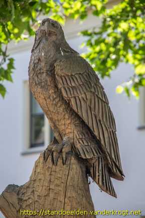 Garderen - Houten dierenbeelden